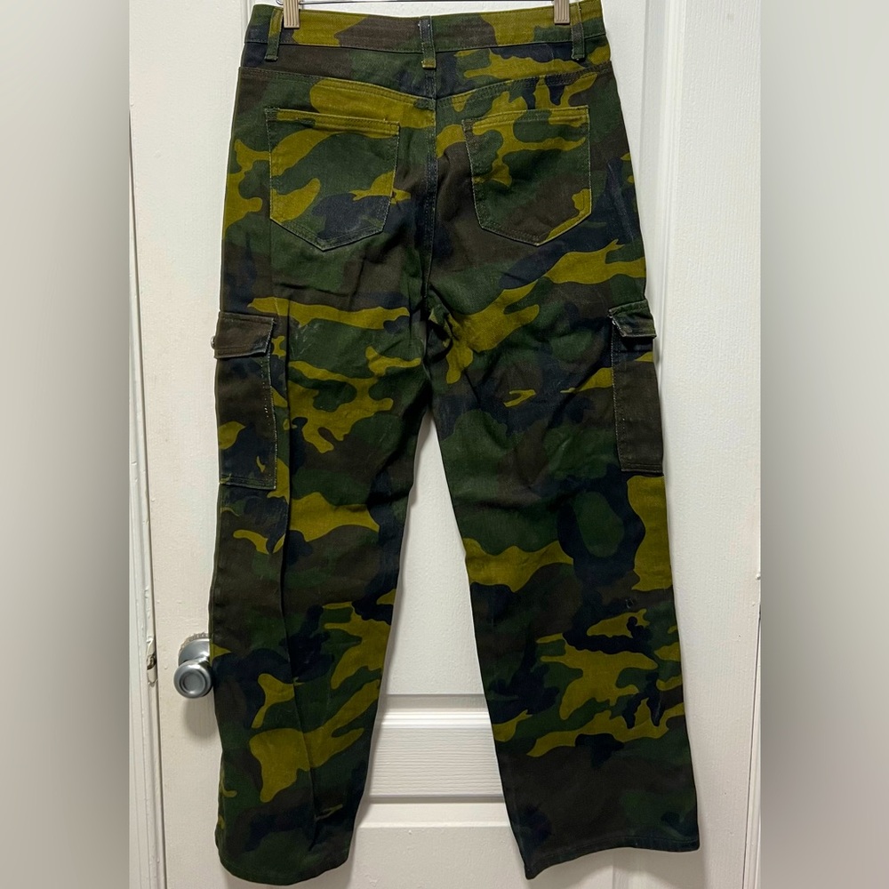 SHEIN Green and Brown Wide Leg Pants